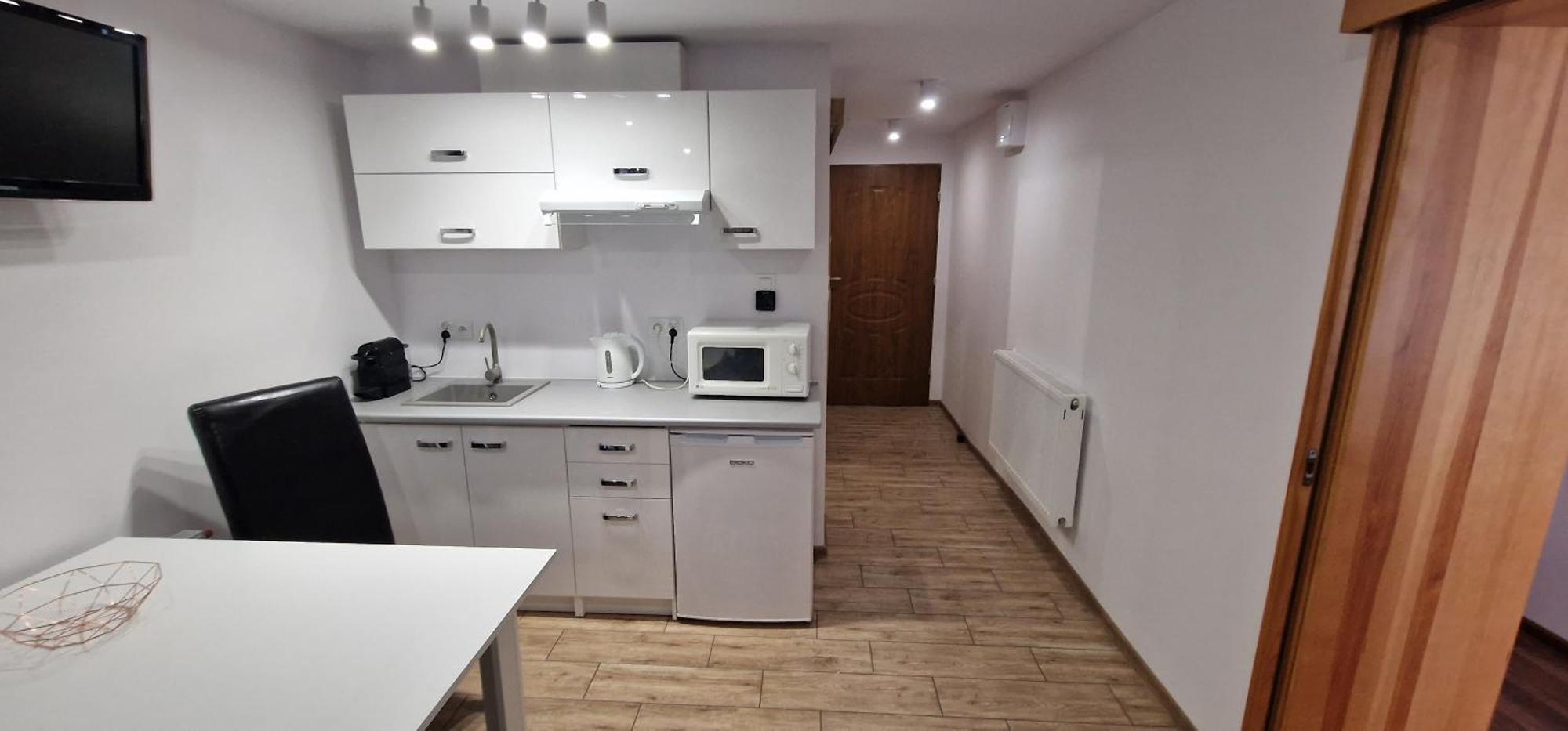 Cudowny Zakatek Z Ogrodem I Basenem Apartman Bukwica  Szoba fotó