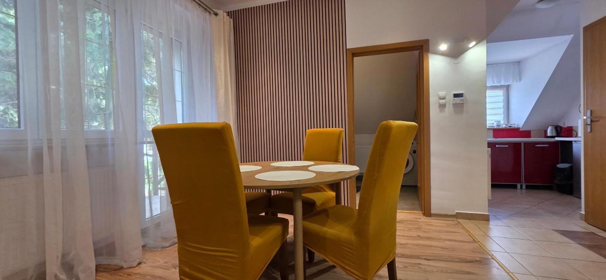 Cudowny Zakatek Z Ogrodem I Basenem Apartman Bukwica  Kültér fotó
